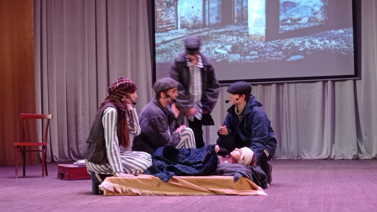 fAXgvq1xSYoGaPfg0oYMCppqBSvLNho4q1gwQZ9EGmWbgONTkQeC8HghXFYs27NTrlJliwaLv f5pYtJM7SknCJT